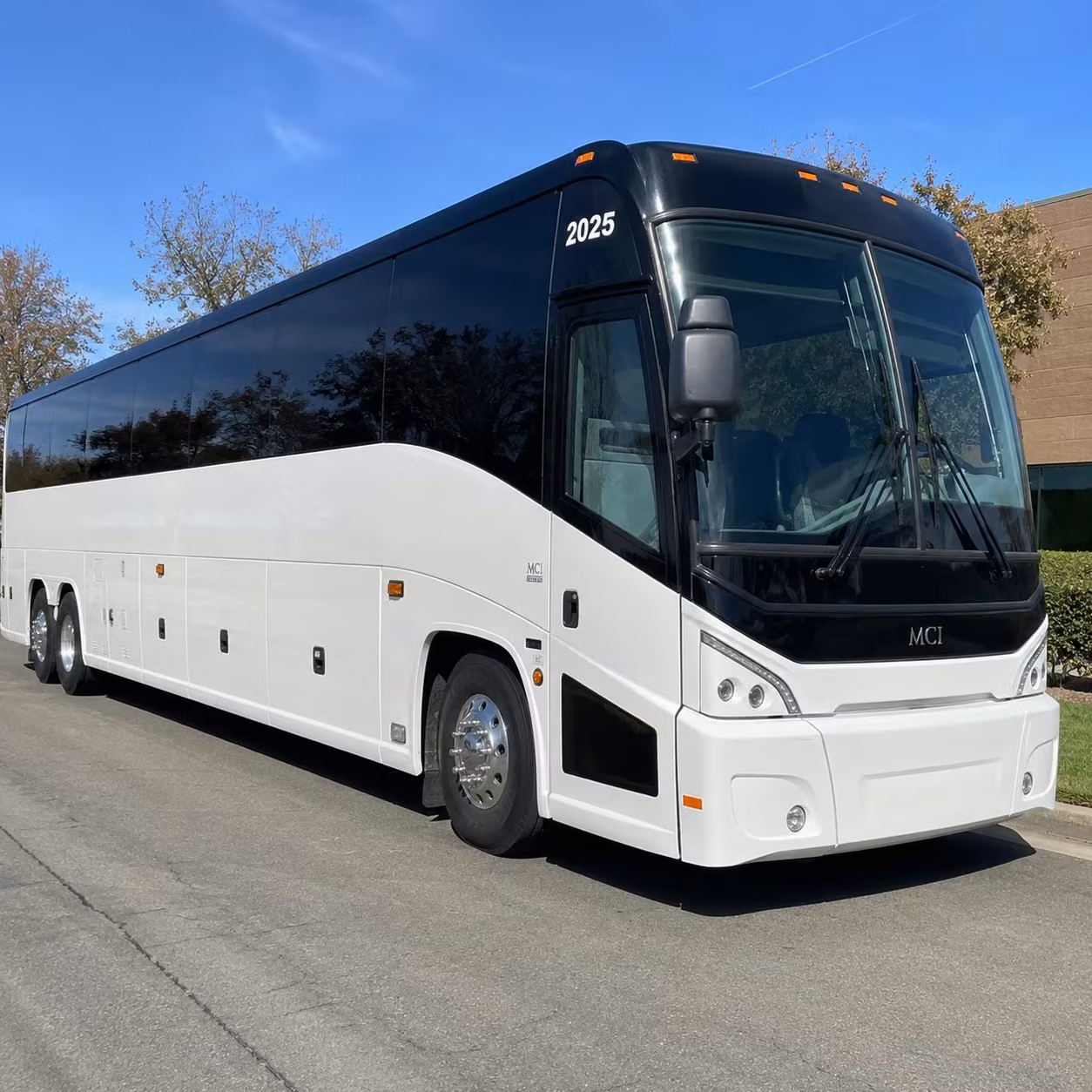 amalie arena concert buses from largo