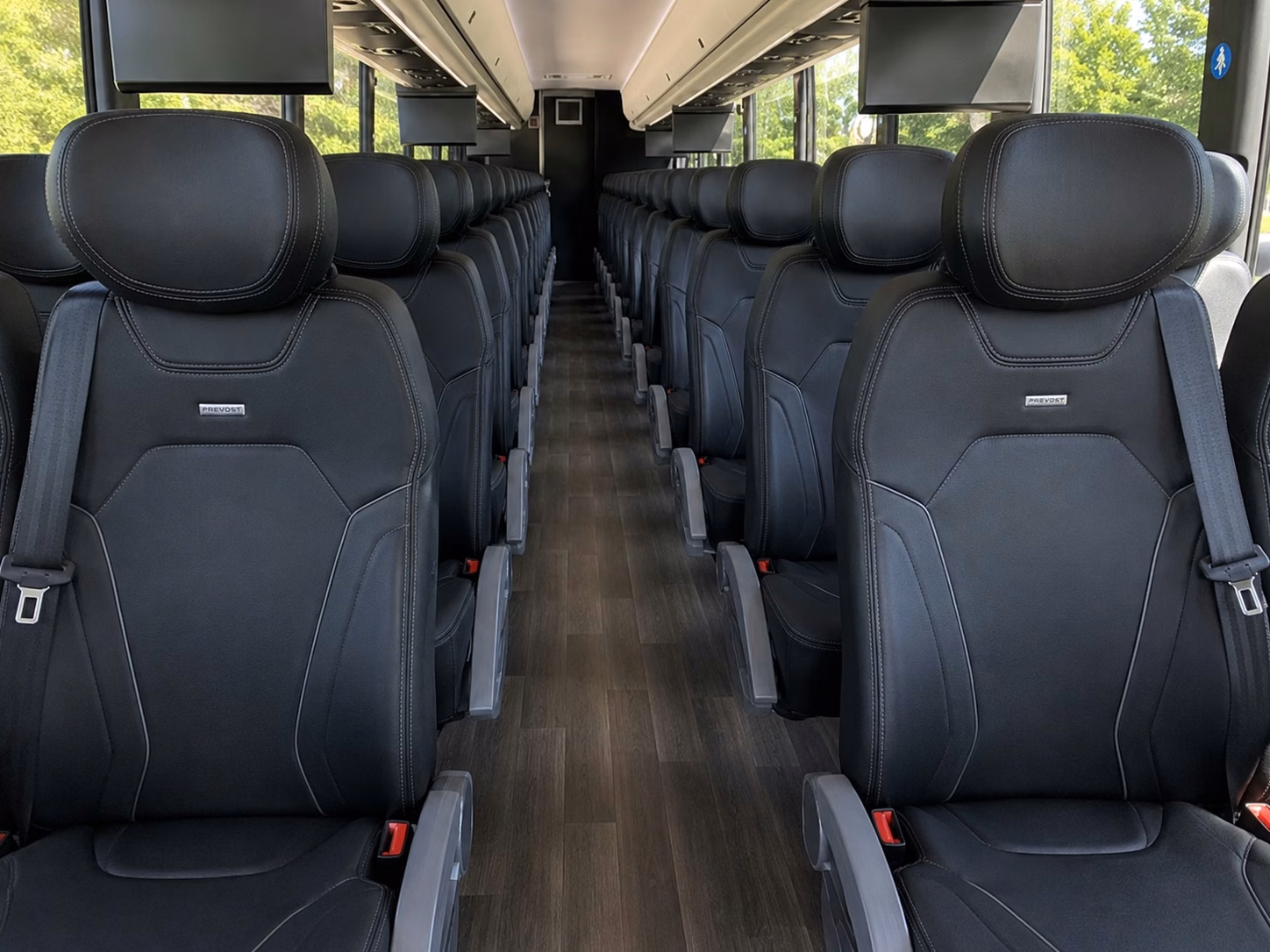 how bus type changes charter bus prices in largo florida