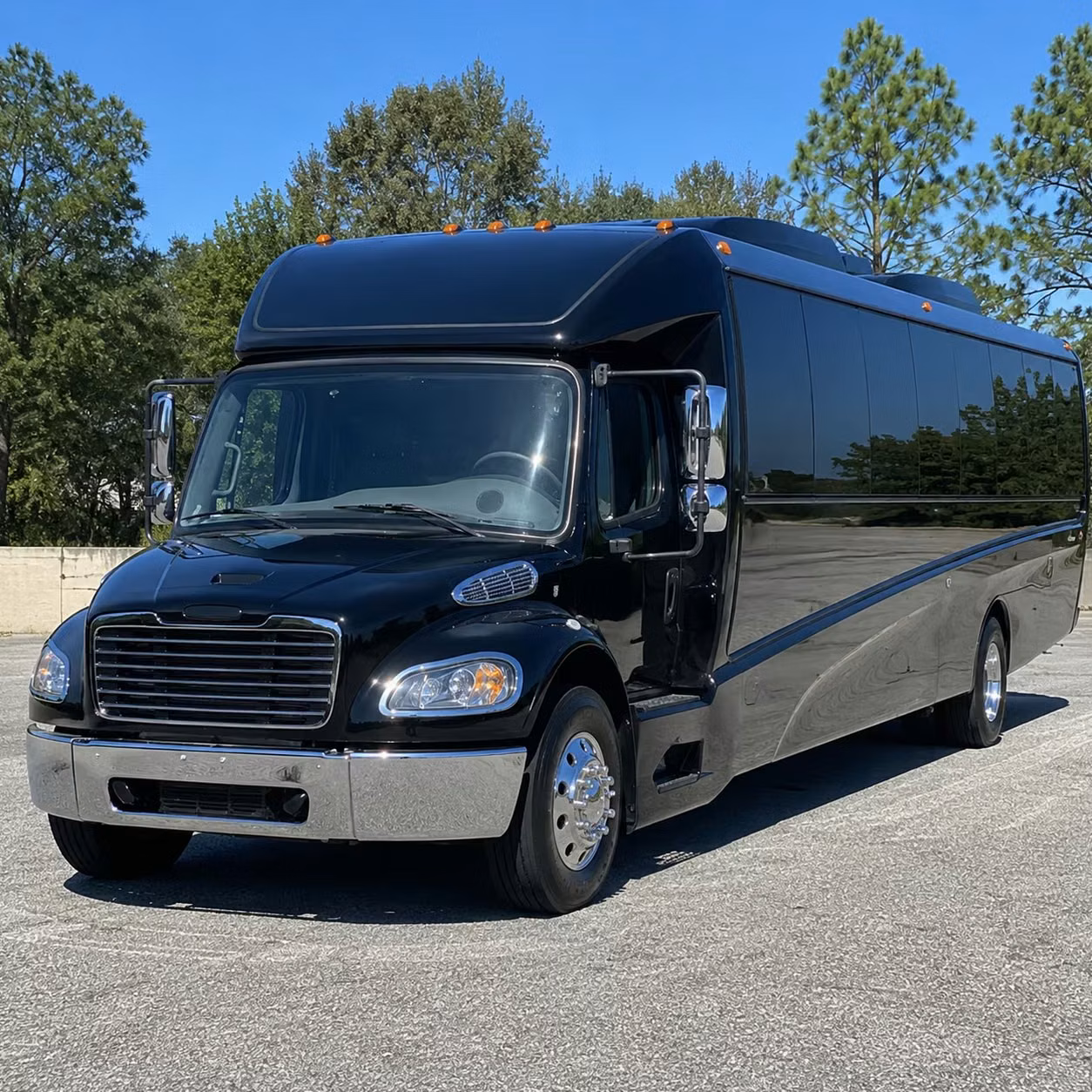 largo 25 passenger minibus rental