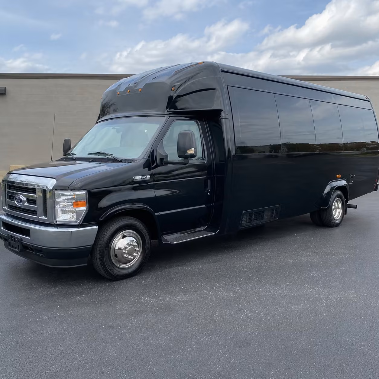 largo concert bus rentals