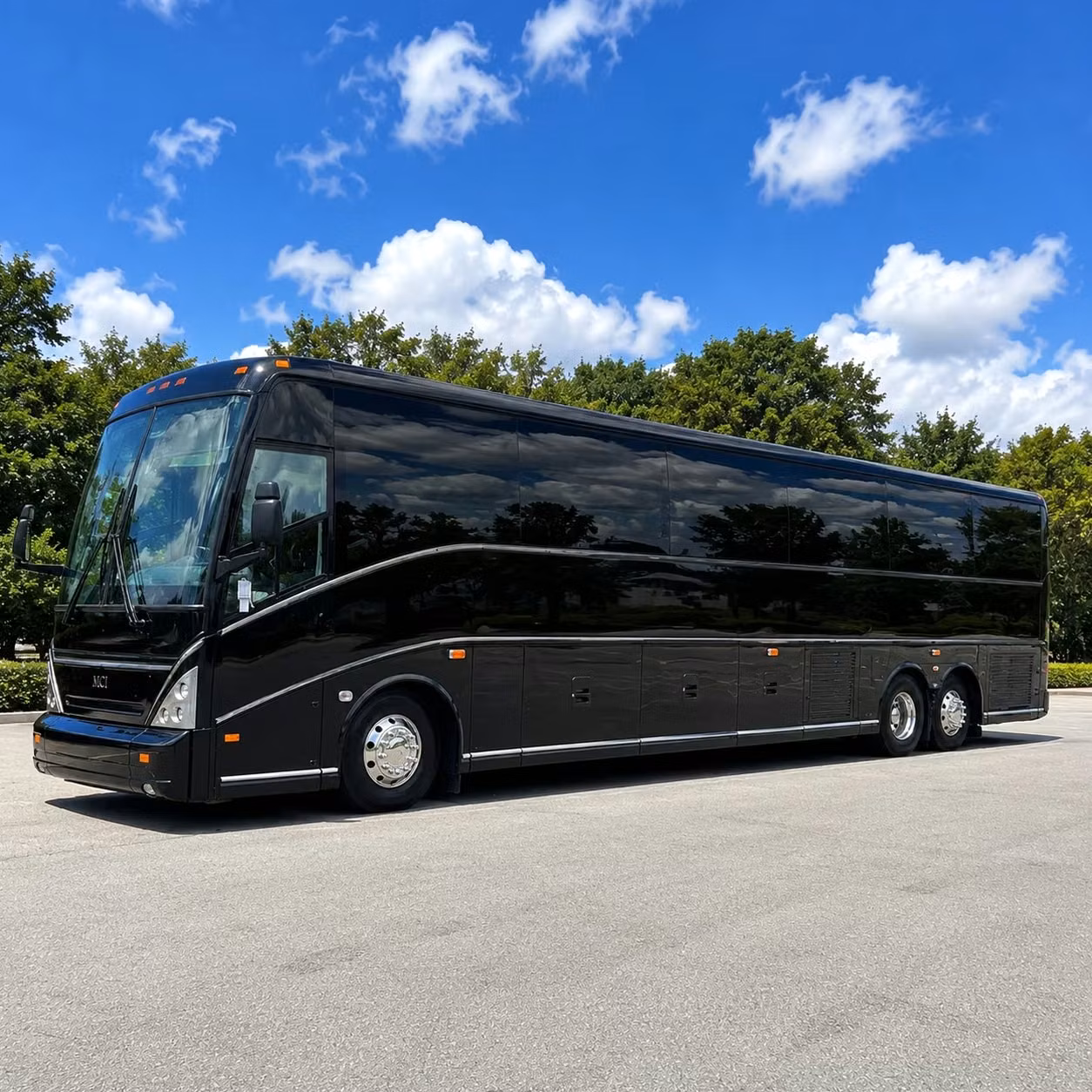 we help you compare employee shuttle options for largo businesses of every size